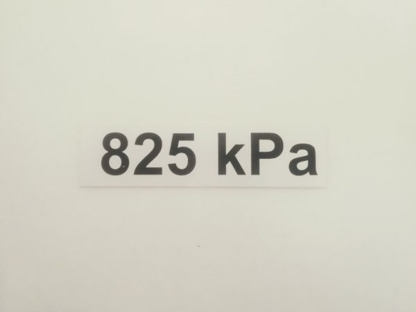Nálepka - označenie tlaku v pneumatikách - 825 kPa